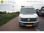Volkswagen Crafter 35 2.0 TDI L2H1 ORIGINEEL NEDERLANDS NIEUWE APK + 4X PERF ALL SEASON BANDEN TREKHAAK CAMERA LUCHTGEVEERDE STOEL ECC AIRCO BLUETOOTH ELECTR.RAMEN-SPIEGELS ENZ...