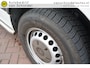 Volkswagen Crafter 35 2.0 TDI L2H1 ORIGINEEL NEDERLANDS NIEUWE APK + 4X PERF ALL SEASON BANDEN TREKHAAK CAMERA LUCHTGEVEERDE STOEL ECC AIRCO BLUETOOTH ELECTR.RAMEN-SPIEGELS ENZ...