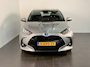 Toyota Yaris 1.5 Hybrid Dynamic | Trekhaak | Apple Carplay | Zeer lage KM-stand |