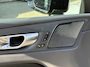 Volvo XC60 2.0 T6 Plug-in hybrid AWD Plus Dark HEAD-UP DISPLAY | 2026!| HARMAN KARDON| PANO| MEMORY STOELEN| PILOT ASSIST| 360 CAMERA|