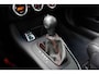Alfa Romeo Giulietta 1.4 T Distinctive / NL - AUTO / DEALER ONDERHOUDEN / SPORTLEDER