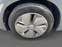 Hyundai Kona Electric EV Comfort 64 kWh 204PK | Warmtepomp | Adaptive cruise control | Apple Carplay & Android Auto | Achteruitrijcamera | Parkeersensoren achter | Keyless entry | DAB radio |