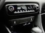 Toyota Yaris 1.5 Hybrid 115 Dynamic | Parkeersensoren V+A | Stuur-Stoelverwarming | ***