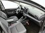 Toyota Yaris 1.5 Hybrid 115 Dynamic | Parkeersensoren V+A | Stuur-Stoelverwarming | ***