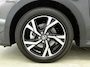 Toyota Yaris 1.5 Hybrid 115 Dynamic | Parkeersensoren V+A | Stuur-Stoelverwarming | ***