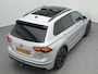 Volkswagen Tiguan R-line 2.0 TSI 190 PK 4Motion Automaat | Panoramisch-schuifkanteldak | Dynamic Chassis Control | Trekhaak | Stoel & Stuurverwarming | Achteruitrijcamera |