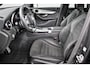 Mercedes-Benz GLC 300e 4MATIC AMG PHEV Navigatie Half leder Sportstoelen Camera Dab Led Elektrisch bedienbare achterklep 19"Lichtmetalen Velgen Extra getint glas