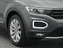 Volkswagen T-Roc 1.5 TSI Sport 150 PK DSG Automaat | Stoelverwarming | Adaptieve Cruise | Achteruitrijcamera | Trekhaak |