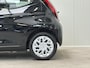 Toyota Aygo 1.0 VVT-i x-play / Airco / Navigatie / Camera / NL Auto / All Season banden