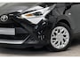 Toyota Aygo 1.0 VVT-i x-play / Airco / Navigatie / Camera / NL Auto / All Season banden