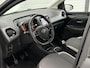 Toyota Aygo 1.0 VVT-i x-play / Airco / Navigatie / Camera / NL Auto / All Season banden