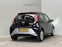 Toyota Aygo 1.0 VVT-i x-play / Airco / Navigatie / Camera / NL Auto / All Season banden