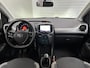 Toyota Aygo 1.0 VVT-i x-play / Airco / Navigatie / Camera / NL Auto / All Season banden