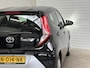 Toyota Aygo 1.0 VVT-i x-play / Airco / Navigatie / Camera / NL Auto / All Season banden