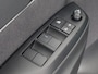 Toyota Yaris Cross 1.5 Hybrid 115 Dynamic Luxury Bi-Tone | Stuur- & Stoelverwarming | Apple Carplay & AndroidAUTO | Privacy Glass |