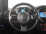 MINI Cooper 5-Deurs 1.5 Camden Edition Automaat | Climate control | Cruise control | Navigatie | Parkeersensoren | App Connect | LED | DAB | 16"LMV