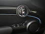 MINI Cooper 5-Deurs 1.5 Camden Edition Automaat | Climate control | Cruise control | Navigatie | Parkeersensoren | App Connect | LED | DAB | 16"LMV