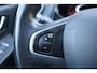 Renault Clio Estate 1.2 TCe Limited | Cruise control | Climate control | Navigatie | PDC achter | Trekhaak