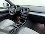 Volvo XC40 T5 Recharge Business Pro / Stoel-Stuur verwarming / Trekhaak / Navi / Bluetooth / Pdc camera / Adaptieve cruise / Blis.