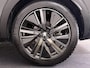Peugeot 3008 1.6 HYbrid 4x4 300pk GT Black Pack Pano/Alcantara/ 360.Camera/Comfort.Stoelen/El.Klep/Led/Nav/Winterpakket/CarPlay