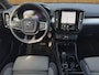 Volvo XC40 2.0 B4 Plus Dark | Harman Kardon | Stoel + Stuur Verwarming | Trekhaak | Camera | Keyless Start / Entry |
