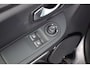 Renault Clio Estate 1.5 dCi ECO Night&Day/ D-Riem verv: 137.000 KM!/ Trekhaak/ 16'' LMV/ DAB+/ Navi/ Airco/ Cruise/ Elek. pakket/ Isofix/ Bluetooth/ Armsteun/ Multi. LEDER. Stuur/ Mistl./ PDC/ Extra getint glas.