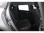 Renault Clio Estate 1.5 dCi ECO Night&Day/ D-Riem verv: 137.000 KM!/ Trekhaak/ 16'' LMV/ DAB+/ Navi/ Airco/ Cruise/ Elek. pakket/ Isofix/ Bluetooth/ Armsteun/ Multi. LEDER. Stuur/ Mistl./ PDC/ Extra getint glas.