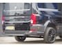 Volkswagen Crafter 35 2.0 TDI L3H3(L2H2) 3-ZITS, 177PK AUT. LED, ADAPT. CRUISE, STOELVERWARMING, STUURVERWARMING, VOORRUIT VERWARMING, STANDKACHEL, GEVEERDE ERGO ACTIVE STOEL