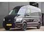 Volkswagen Crafter 35 2.0 TDI L3H3(L2H2) 3-ZITS, 177PK AUT. LED, ADAPT. CRUISE, STOELVERWARMING, STUURVERWARMING, VOORRUIT VERWARMING, STANDKACHEL, GEVEERDE ERGO ACTIVE STOEL