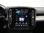 Volvo XC40 B4 Plus Dark | Harman/Kardon | Panoramadak | Nubuck-Microtech | Elek Stoelen | Trekhaak | Camera | Adaptive Cruise | BLIS