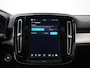 Volvo XC40 B4 Plus Dark | Harman/Kardon | Panoramadak | Nubuck-Microtech | Elek Stoelen | Trekhaak | Camera | Adaptive Cruise | BLIS
