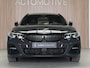 BMW 3-Serie Touring 330e xDrive High Executive M Sport - Dravit Grau - Laserlampen - M Stoelen - Head Up Dislplay - Harman Kardon
