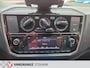 Volkswagen Up! 1.0. Nette Origineel Ned. Auto, Telefoon voorbereid. All seizoen banden.