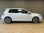 Volkswagen Golf 1.5 TSI Highline 150PK DSG NAVIGATIE LED ACC PDC V+A MASSAGESTOELEN