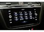 Volkswagen Tiguan 1.4 TSI eHybrid R-Line Business+ [ Camera Led Apple CarPlay Stoelverwarming ]