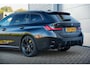 BMW 3-Serie Touring 330e xDrive M Pakket Panoramadak HUD Camera ACC Harman Kardon