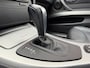BMW 3-Serie Touring 320i Luxury Line / Navi / PDC / Leder / AUT / Stoelverw