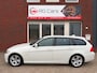 BMW 3-Serie Touring 320i Luxury Line / Navi / PDC / Leder / AUT / Stoelverw
