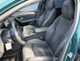 Peugeot e-308 GT 54 kWh Panoramdak I Alcantara Executive interieur I Trekhaak I 360° Vision & Drive Assist Plus Pack
