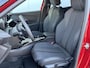 Peugeot 2008 1.2 Hybrid 145 GT | Navigatie | Camera | CarPlay | Trekhaak 1100kg | All-season banden | Adaptive cruise |