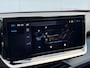 Peugeot 2008 1.2 Hybrid 145 GT | Navigatie | Camera | CarPlay | Trekhaak 1100kg | All-season banden | Adaptive cruise |