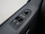 Volkswagen Transporter Kombi CARAVELLE 2.0 TDI DSG 9-PERS - VERBRUIKT OLIE + ELEK. SCHUIFDEUREN | SCHUIFDAK | CAMERA | LEDER