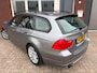 BMW 3-Serie Touring 318i Business Line / Navi / PDC / Cruise / LM / NAP / Volledig onderhouden