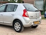 Dacia Sandero 1.2 Lauréate/ INRUILKOOPJE