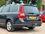Volvo V70 2.4 D5 Kinetic/ AUTOMAAT/ RIJDT TOP