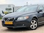 Volvo V70 2.4 D5 Kinetic/ AUTOMAAT/ RIJDT TOP