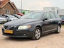 Volvo V70 2.4 D5 Kinetic/ AUTOMAAT/ RIJDT TOP