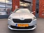 Skoda Fabia Combi 1.0 TSI Ambition | Cruise control | Regen en Lichtsensor| Apple Carplay | All Season banden