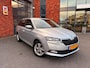 Skoda Fabia Combi 1.0 TSI Ambition | Cruise control | Regen en Lichtsensor| Apple Carplay | All Season banden