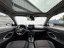 Toyota Yaris Cross 1.5 Hybrid Executive Bi-Tone | Pano | JBL | HUD | Elektr. klep